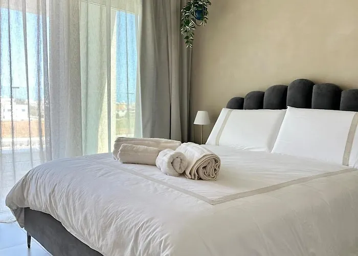 アパート Bella At Mythical Seas パラリムニ